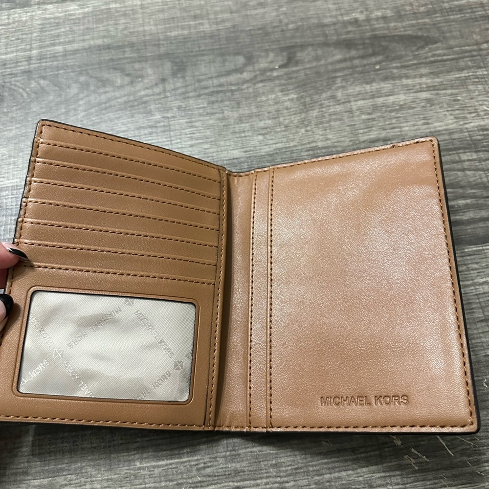 Michael Kors Card/Passport Wallet